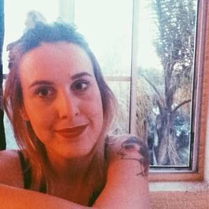 Meet your Posher, Chloe